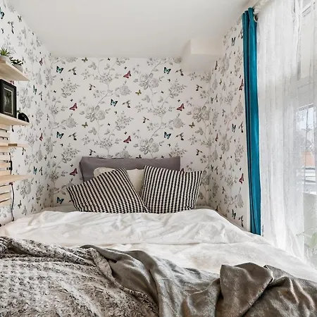 Lovely In The Center Of Apartment *